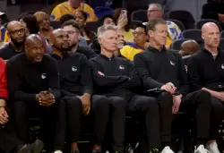 Warriors seek new ‘formula’ to save season: ‘Without Steph, the game changes’