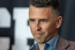 Kurtenbach: Buster Posey successfully navigated SF Giants through his first real crisis in the most ironic way